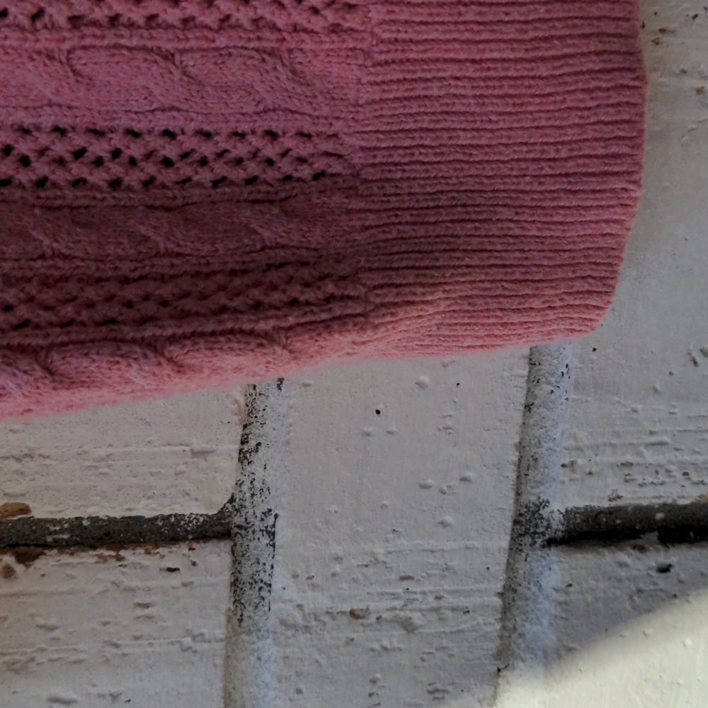American eagle, pink, quarter sleeve, xl sweater.